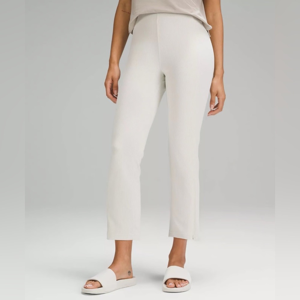 Lululemon Ribbed Softstreme Zip-Leg High Rise Crop 25” Pants Bone NWT Size 6